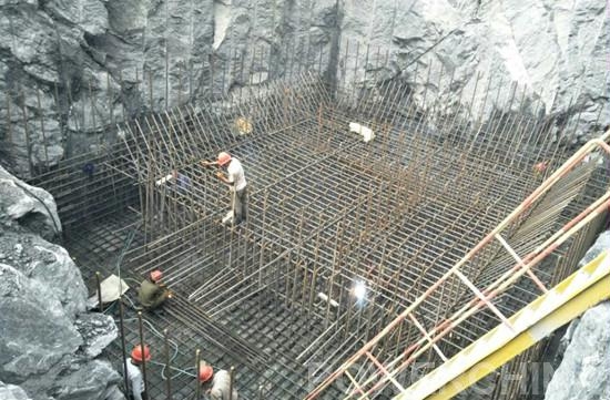 漢江孤山樞紐工程主廠房首倉混凝土澆筑