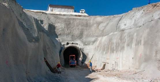 尋找為160兆瓦的達巴爾水電站提供融資