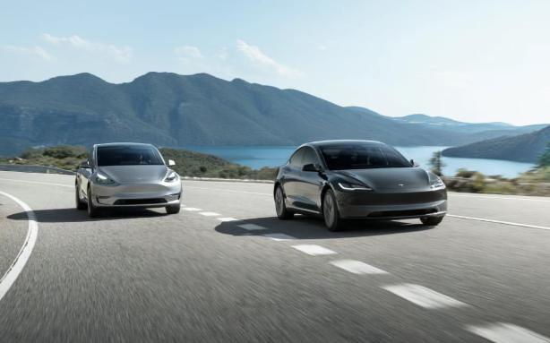 馬斯克組建新政黨引發市場擔憂，特斯拉市值蒸發680億美元