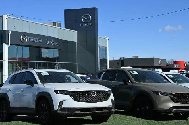 馬自達陷入巨虧