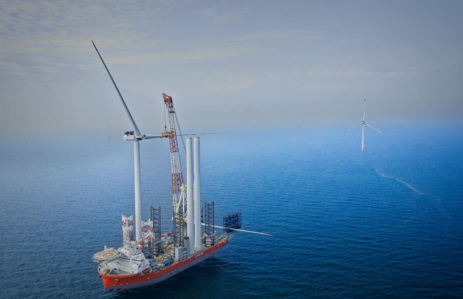 波蘭首個(gè)海上風(fēng)電場(chǎng)五臺(tái)渦輪機(jī)已安裝完畢