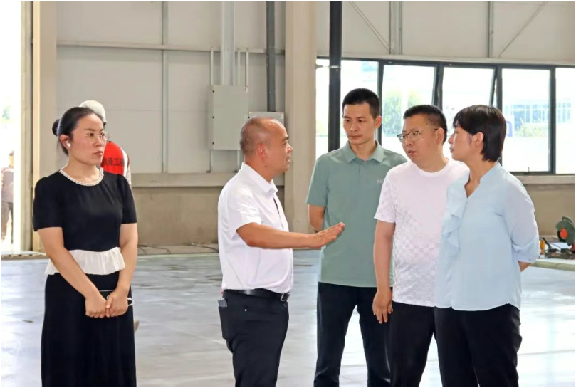 陽(yáng)泉閥門(mén)董事長(zhǎng)楊亞蓉一行蒞臨泉舜流控調(diào)研考察