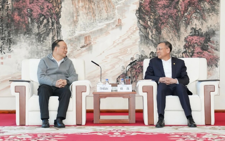 中國(guó)能建總經(jīng)理倪真與寧德時(shí)代董事長(zhǎng)曾毓群會(huì)談